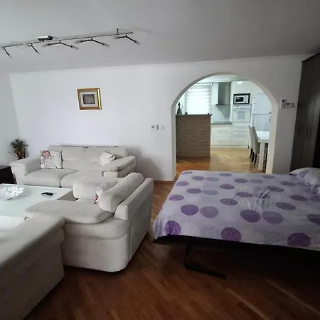 Sarajevo, Gate Apartment-near Bascarsija Апартаменты